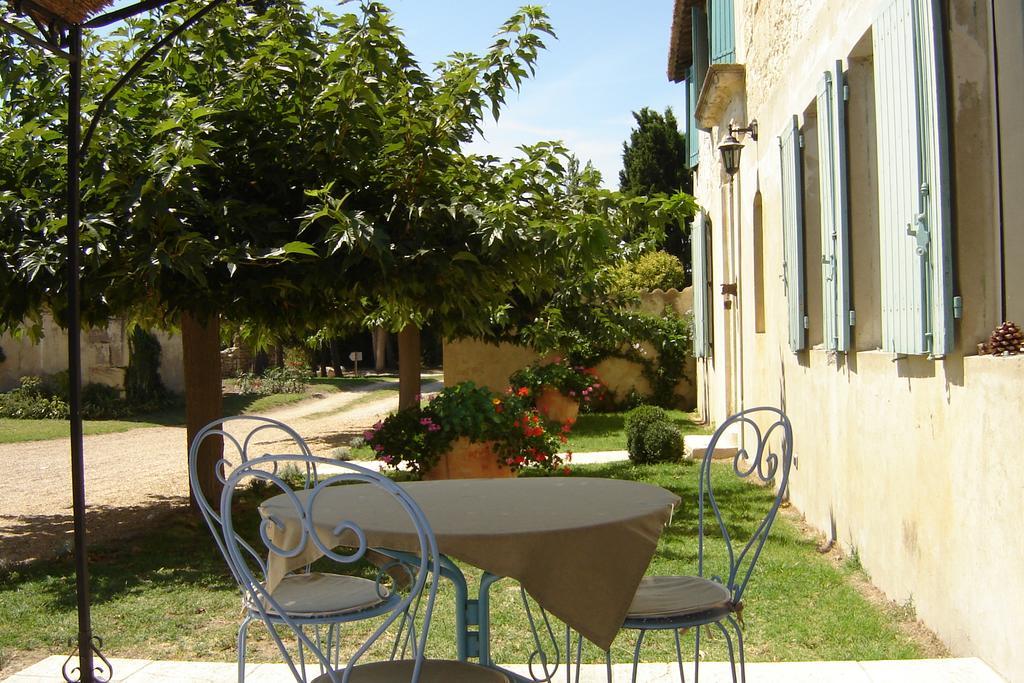 Mas Petit Prince Bed & Breakfast Arles Luaran gambar