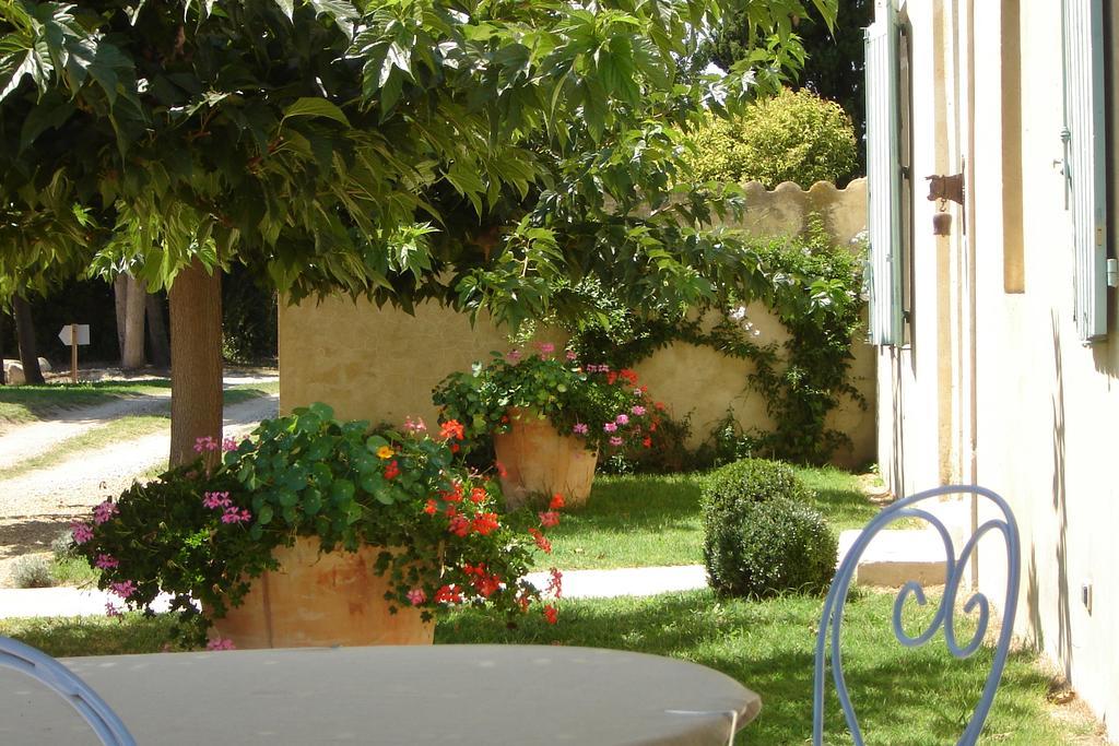 Mas Petit Prince Bed & Breakfast Arles Luaran gambar